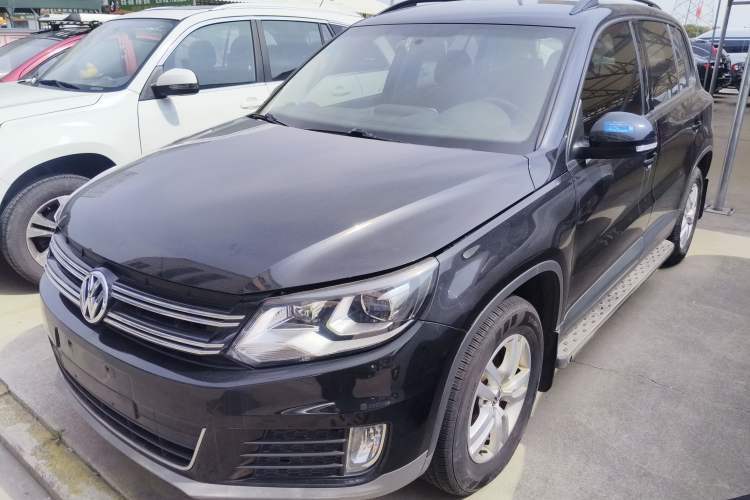 Used Volkswagen Tiguan 2015 1.8TSI Automatic Two-Wheel Drive Trend Edition Guazi used car, China used car export, Used car for sale, Used  cars, Cheapest cars for sale