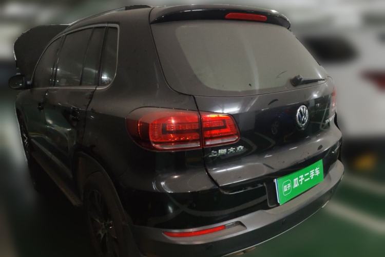 Used Volkswagen Tiguan 2015 1.8TSI Automatic Two-Wheel Drive Luxury Model Rear Left 45 Deg