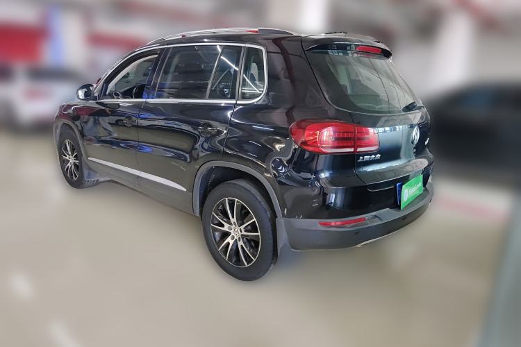 Used Volkswagen Tiguan 2015 1.8TSI Automatic Two-Wheel Drive Luxury Model Rear Left 45 Deg