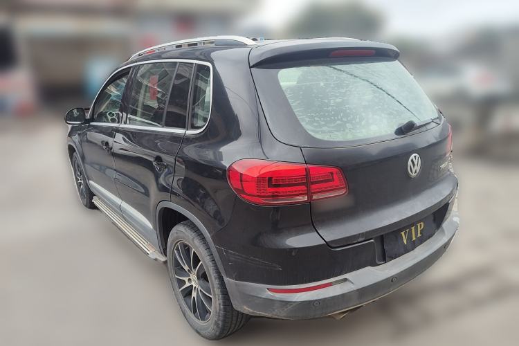 Used Volkswagen Tiguan 2015 1.8TSI Automatic Two-Wheel Drive Luxury Model Rear Left 45 Deg