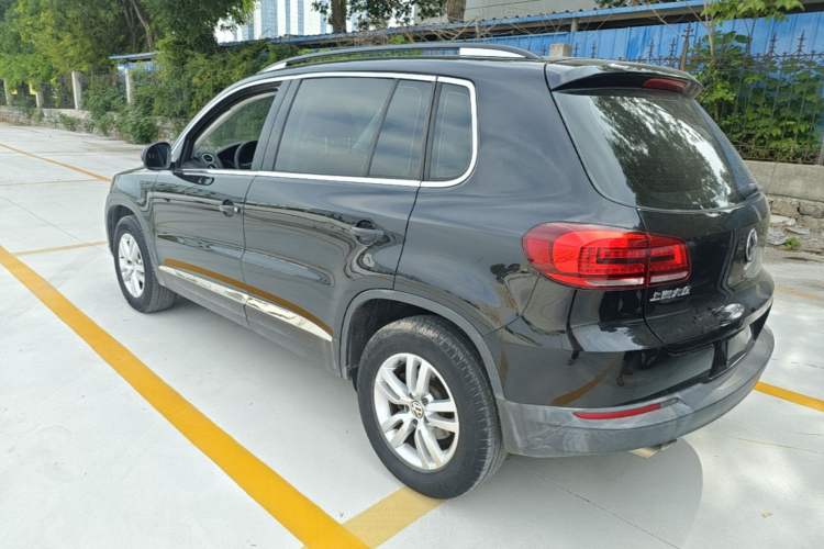 Used Volkswagen Tiguan 2015 1.8TSI Automatic Two-Wheel Drive Trend Edition Rear Left 45 Deg