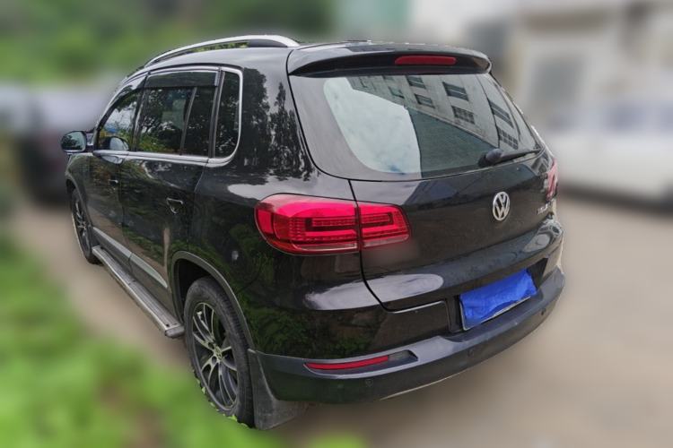 Used Volkswagen Tiguan 2015 1.8TSI Automatic Two-Wheel Drive Luxury Model Rear Left 45 Deg