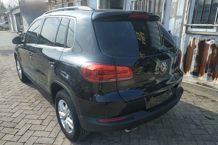 Used Volkswagen Tiguan 2015 1.8TSI Automatic Two-Wheel Drive Trend Edition Rear Left 45 Deg
