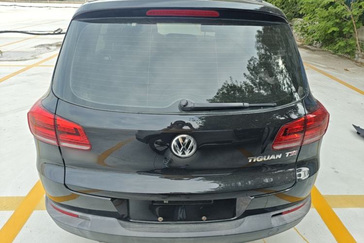 Used Volkswagen Tiguan 2015 1.8TSI Automatic Two-Wheel Drive Trend Edition Rear