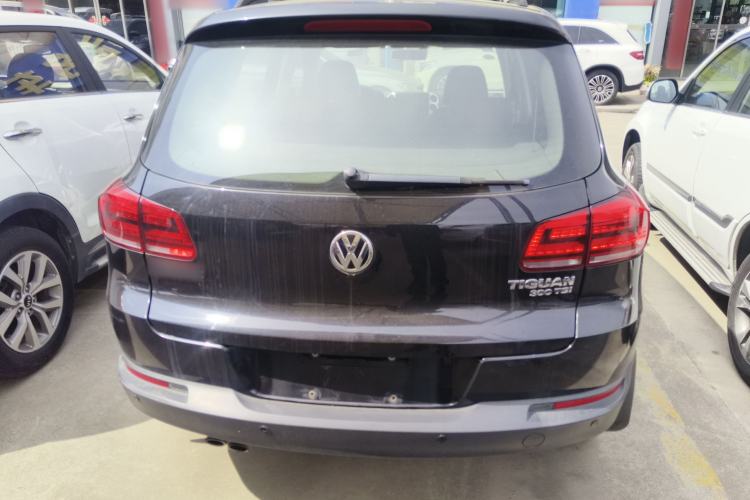 Used Volkswagen Tiguan 2015 1.8TSI Automatic Two-Wheel Drive Trend Edition Rear