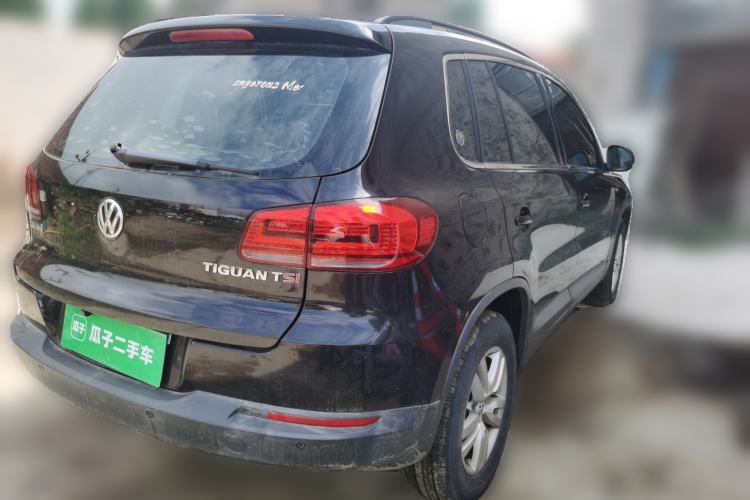 Used Volkswagen Tiguan 2015 1.8TSI Automatic Two-Wheel Drive Trend Edition Rear Right 45 Deg