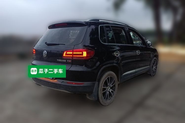 Used Volkswagen Tiguan 2015 1.8TSI Automatic Two-Wheel Drive Luxury Model Rear Right 45 Deg