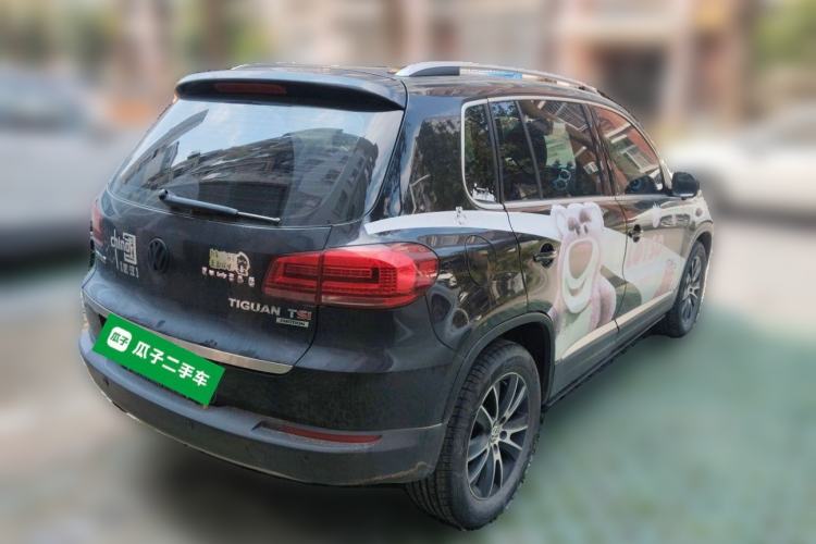 Used Volkswagen Tiguan 2015 1.8TSI Automatic All-Wheel-Drive Luxury Model Rear Right 45 Deg