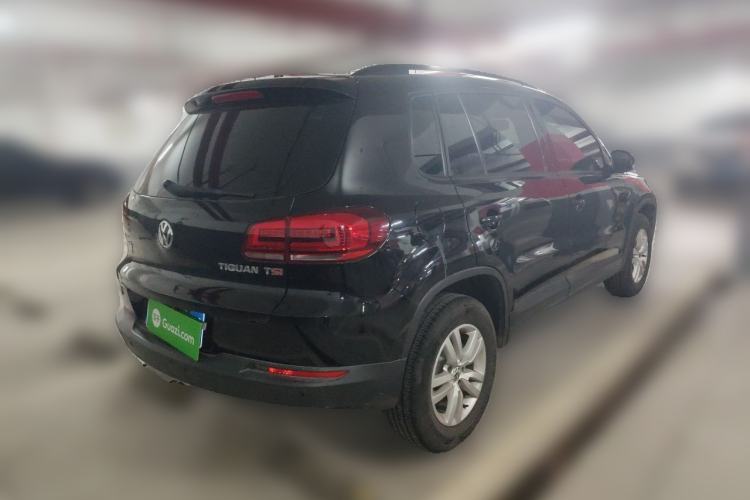 Used Volkswagen Tiguan 2015 1.8TSI Automatic Two-Wheel Drive Trend Edition Rear Right 45 Deg