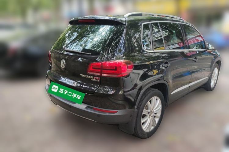 Used Volkswagen Tiguan 2015 2.0 TSI Automatic All-Wheel Drive Flagship Edition Rear Right 45 Deg