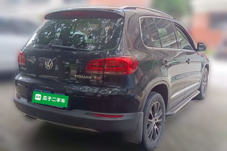Used Volkswagen Tiguan 2015 1.8TSI Automatic Two-Wheel Drive Luxury Model Rear Right 45 Deg