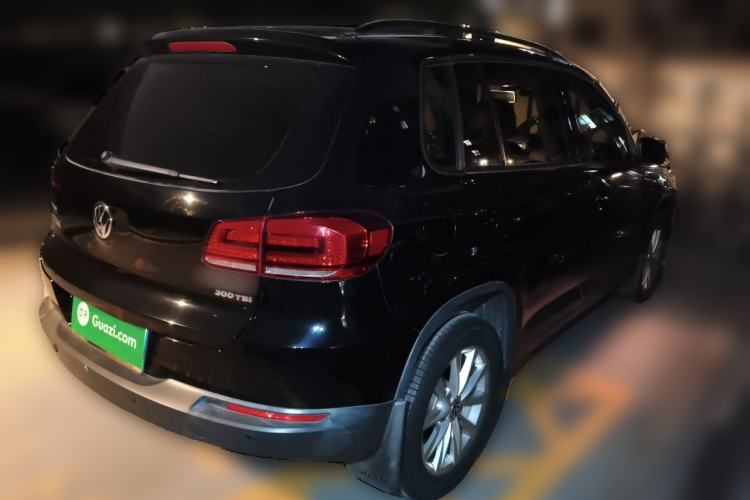 Used Volkswagen Tiguan 2015 1.8TSI Automatic Two-Wheel Drive Comfort Edition Rear Right 45 Deg
