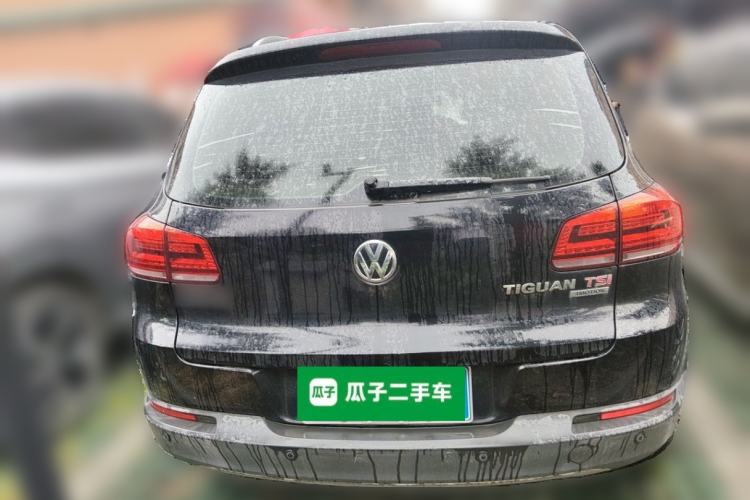 Used Volkswagen Tiguan 2015 2.0 TSI Automatic All-Wheel Drive Luxury Edition Rear