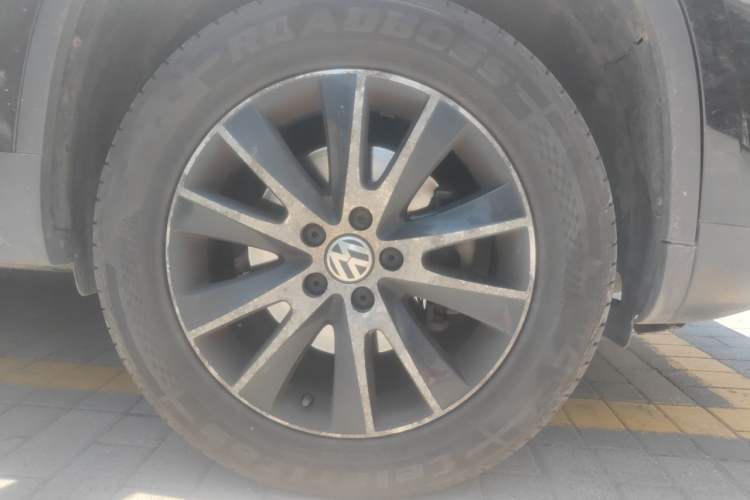 Used Volkswagen Tiguan 2015 1.8TSI Automatic Two-Wheel Drive Luxury Model Right Front Wheel Hub