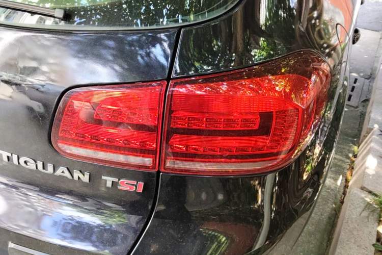 Used Volkswagen Tiguan 2015 1.8TSI Automatic Two-Wheel Drive Luxury Model Right Rear Taillight