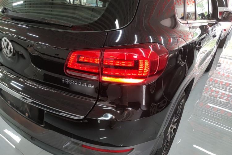 Used Volkswagen Tiguan 2015 1.8TSI Automatic Two-Wheel Drive Luxury Model Right Rear Taillight