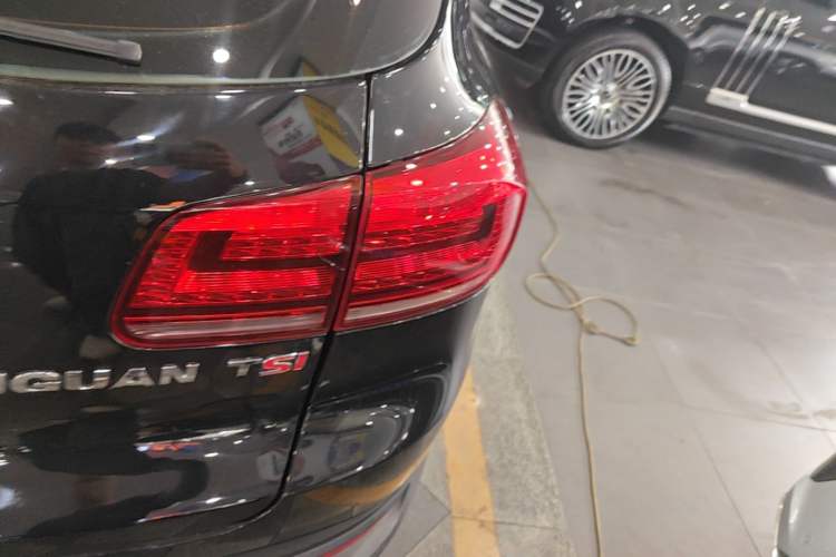 Used Volkswagen Tiguan 2015 1.8TSI Automatic Two-Wheel Drive Luxury Model Right Rear Taillight