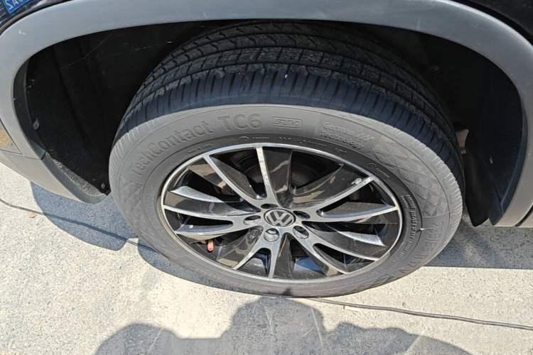 Used Volkswagen Tiguan 2015 1.8TSI Automatic Two-Wheel Drive Luxury Model Right Rear Wheel Hub