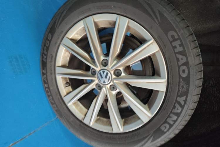 Used Volkswagen Tiguan 2015 1.8TSI Automatic Two-Wheel Drive Comfort Edition Right Rear Wheel Hub