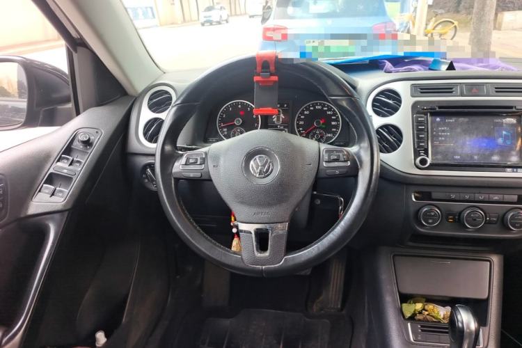 Used Volkswagen Tiguan 2015 1.8TSI Automatic Two-Wheel Drive Comfort Edition Steering Wheel