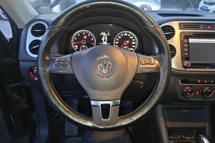 Used Volkswagen Tiguan 2015 1.8TSI Automatic Two-Wheel Drive Comfort Edition Steering Wheel