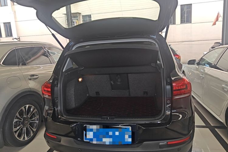 Used Volkswagen Tiguan 2015 1.8TSI Automatic Two-Wheel Drive Luxury Model Trunk