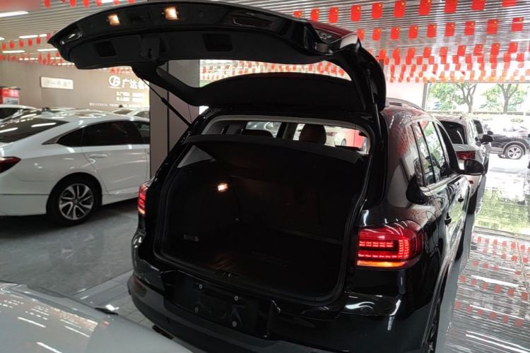 Used Volkswagen Tiguan 2015 1.8TSI Automatic Two-Wheel Drive Luxury Model Trunk