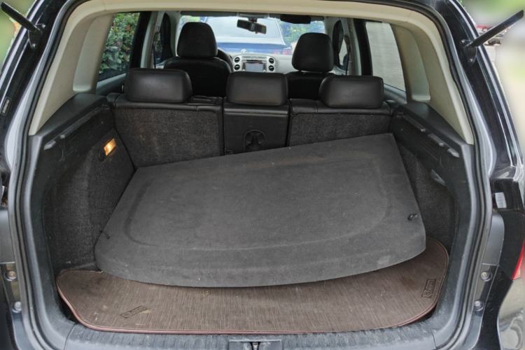 Used Volkswagen Tiguan 2015 1.8TSI Automatic Two-Wheel Drive Luxury Model Trunk