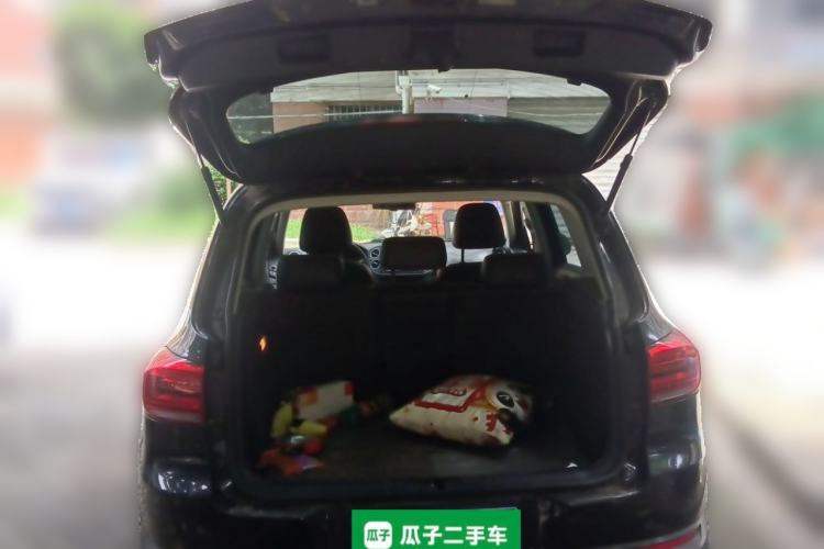 Used Volkswagen Tiguan 2015 1.8TSI Automatic Two-Wheel Drive Luxury Model Trunk