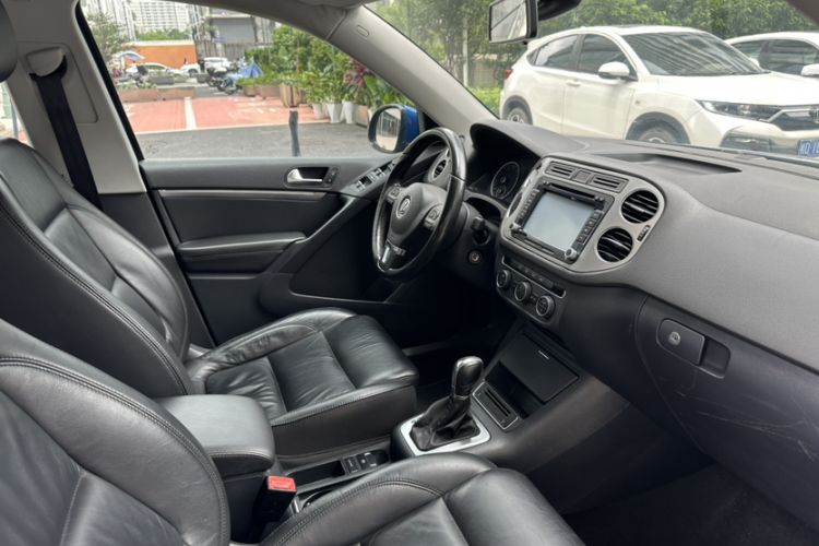 Used Volkswagen Tiguan 2015 1.8TSI Automatic Two-Wheel Drive Comfort Edition Interior 7