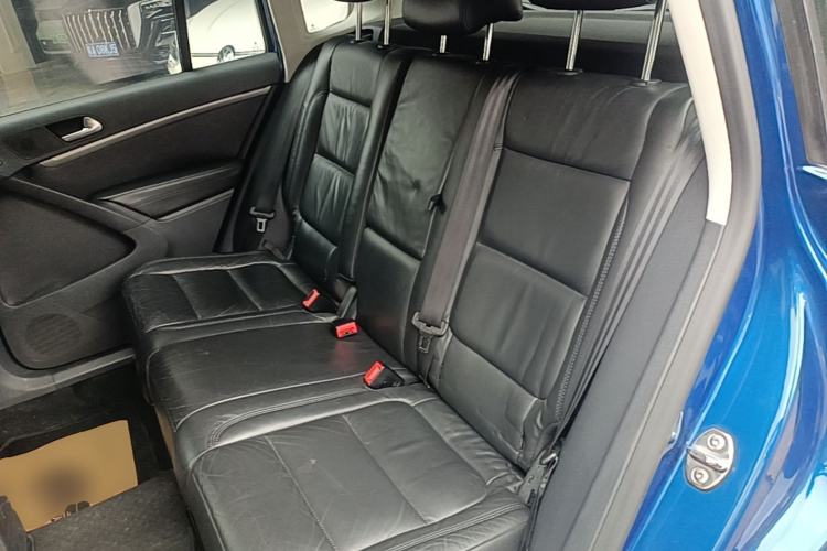 Used Volkswagen Tiguan 2015 1.8TSI Automatic Two-Wheel Drive Comfort Edition Left Rear Seat