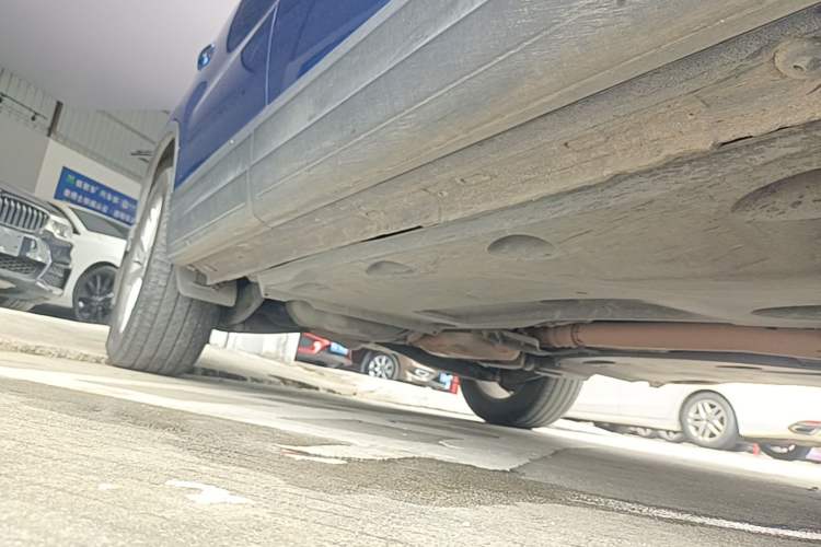 Used Volkswagen Tiguan 2015 1.8TSI Automatic Two-Wheel Drive Comfort Edition Right Side Sill