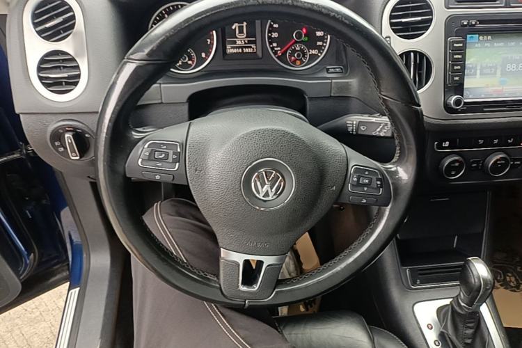 Used Volkswagen Tiguan 2015 1.8TSI Automatic Two-Wheel Drive Comfort Edition Steering Wheel