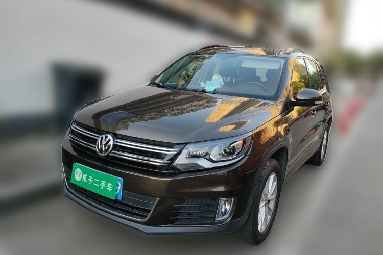 Used Volkswagen Tiguan 2015 1.8TSI Automatic Two-Wheel Drive Comfort Edition Guazi used car, China used car export, Used car for sale, Used  cars, Cheapest cars for sale