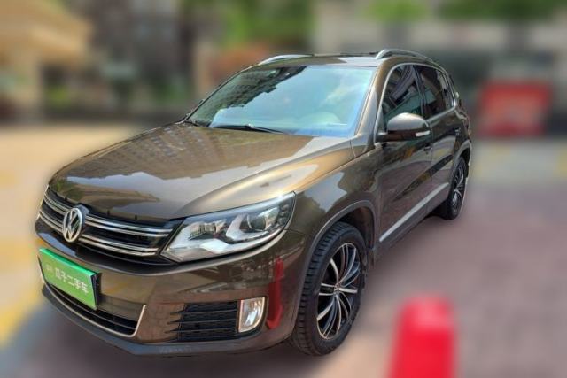 Used Volkswagen Tiguan 2015 1.8TSI Automatic All-Wheel-Drive Luxury Model