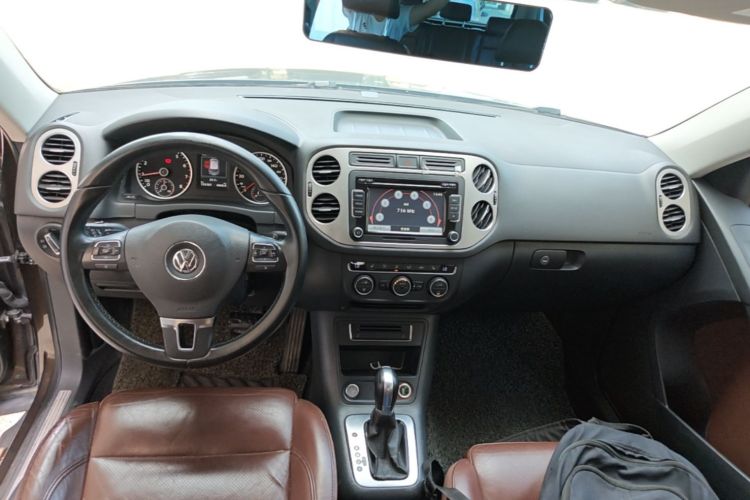 Used Volkswagen Tiguan 2015 1.8TSI Automatic Two-Wheel Drive Luxury Model Center Console