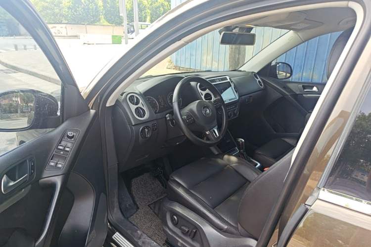 Used Volkswagen Tiguan 2015 1.8TSI Automatic Two-Wheel Drive Comfort Edition Driver Seat