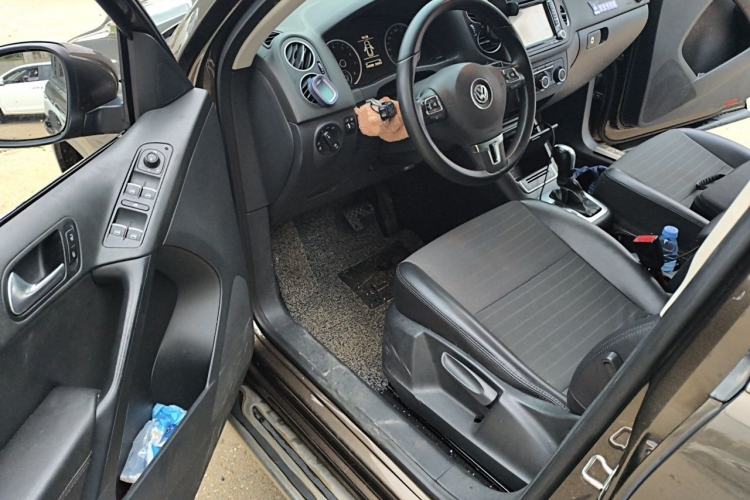 Used Volkswagen Tiguan 2015 1.8TSI Automatic Two-Wheel Drive Trend Edition Driver Seat