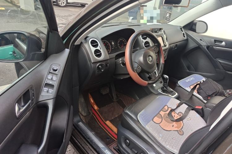 Used Volkswagen Tiguan 2015 1.8TSI Automatic All-Wheel-Drive Luxury Model Driver Seat
