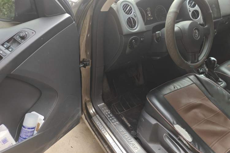 Used Volkswagen Tiguan 2015 1.8TSI Automatic Two-Wheel Drive Trend Edition Driver Seat