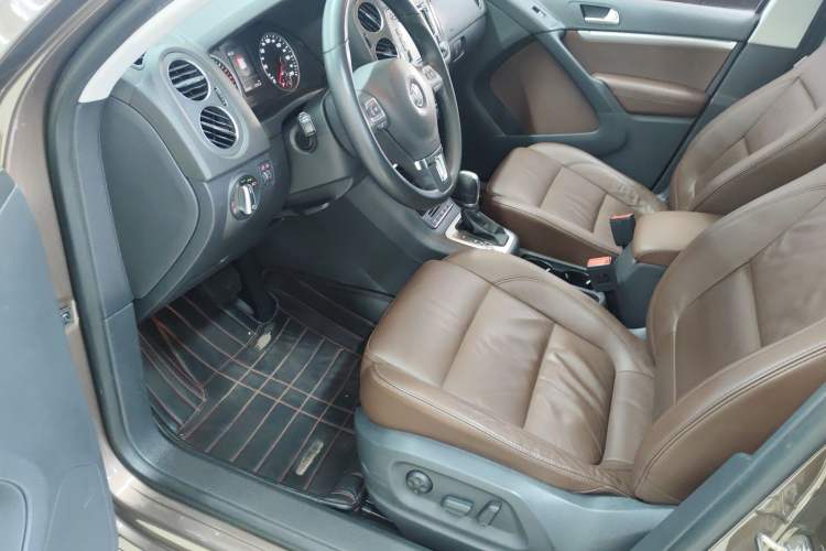 Used Volkswagen Tiguan 2015 2.0 TSI Comfort Edition Driver Seat