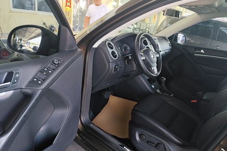 Used Volkswagen Tiguan 2015 1.8TSI Automatic Two-Wheel Drive Luxury Model Driver Seat