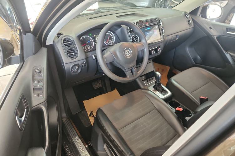 Used Volkswagen Tiguan 2015 1.8TSI Automatic Two-Wheel Drive Trend Edition Driver Seat
