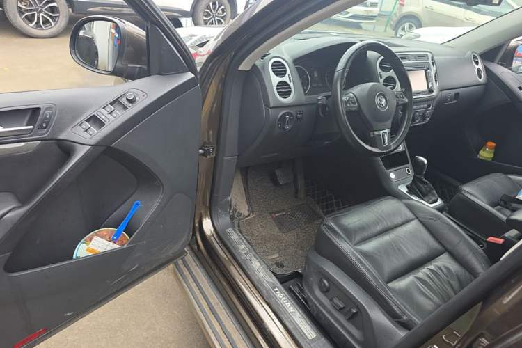 Used Volkswagen Tiguan 2015 1.8TSI Automatic Two-Wheel Drive Luxury Model Driver Seat