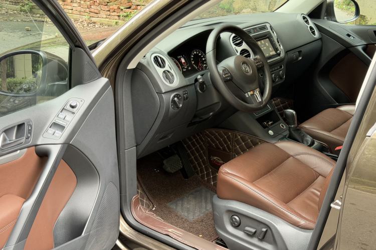 Used Volkswagen Tiguan 2015 1.8TSI Automatic Two-Wheel Drive Luxury Model Driver Seat
