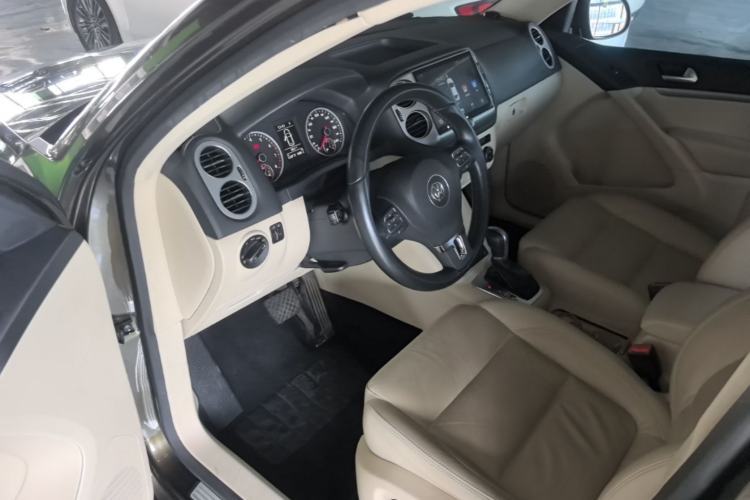 Used Volkswagen Tiguan 2015 1.8TSI Automatic Two-Wheel Drive Comfort Edition Driver Seat