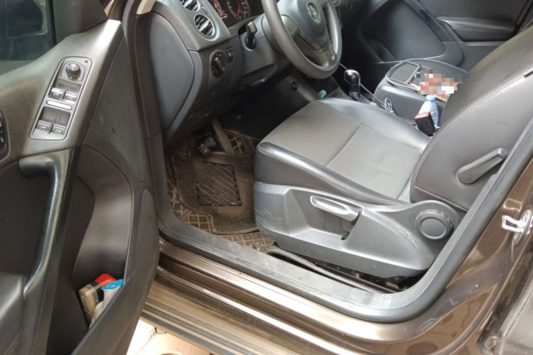 Used Volkswagen Tiguan 2015 1.8TSI Automatic Two-Wheel Drive Trend Edition Driver Seat