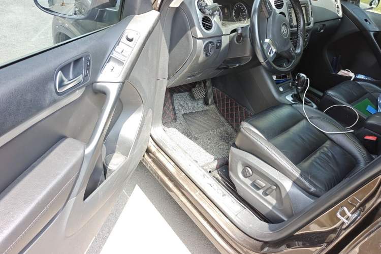 Used Volkswagen Tiguan 2015 1.8TSI Automatic Two-Wheel Drive Luxury Model Driver Seat