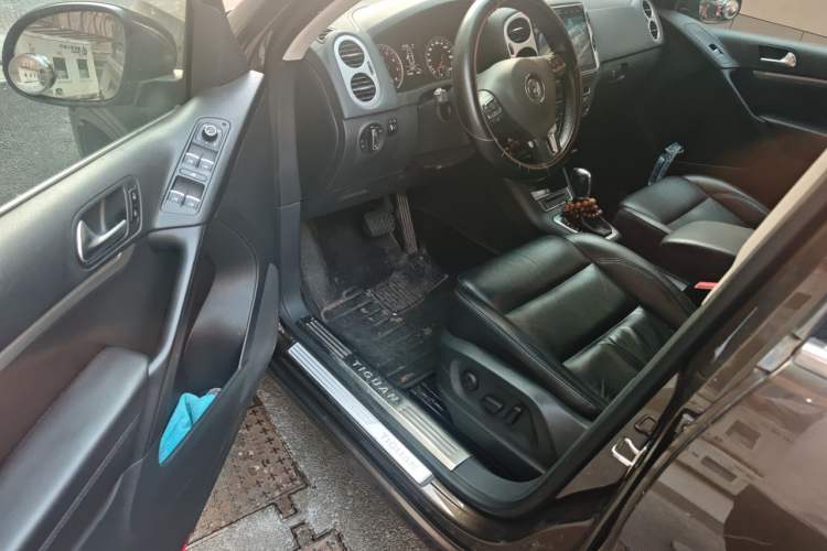 Used Volkswagen Tiguan 2015 1.8TSI Automatic Two-Wheel Drive Comfort Edition Driver Seat