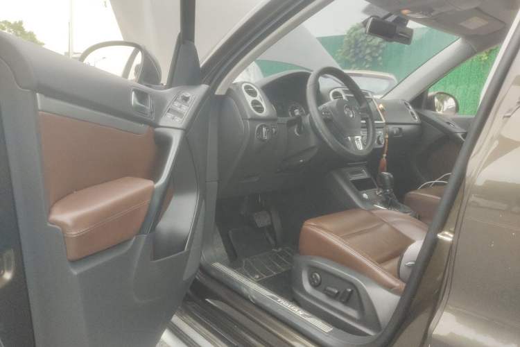 Used Volkswagen Tiguan 2015 1.8TSI Automatic Two-Wheel Drive Luxury Model Driver Seat
